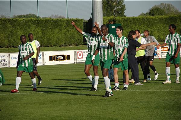 MOISSY-CRAMAYEL - RED STAR FC 93