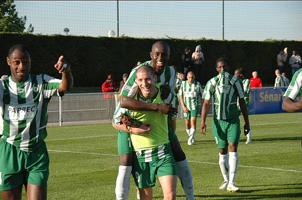 MOISSY-CRAMAYEL - RED STAR FC 93