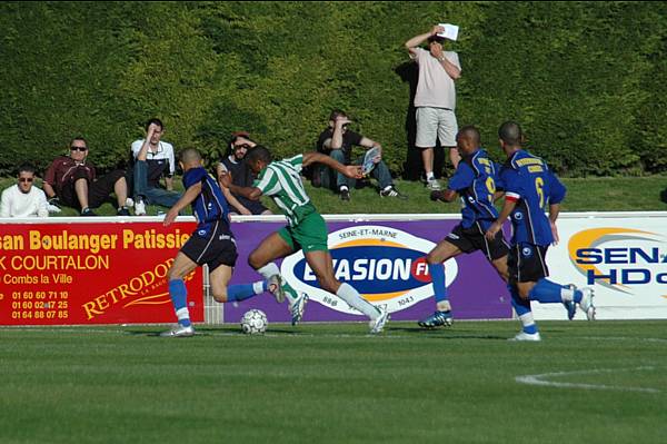 MOISSY-CRAMAYEL - RED STAR FC 93