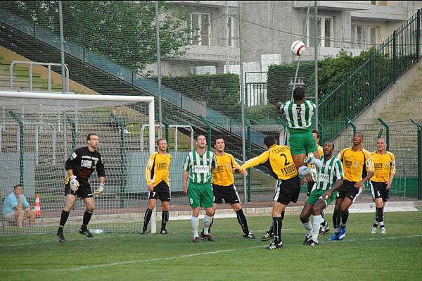 RED STAR FC 93 - PACY-SUR-EURE