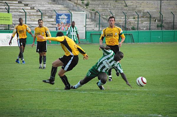 RED STAR FC 93 - PACY-SUR-EURE