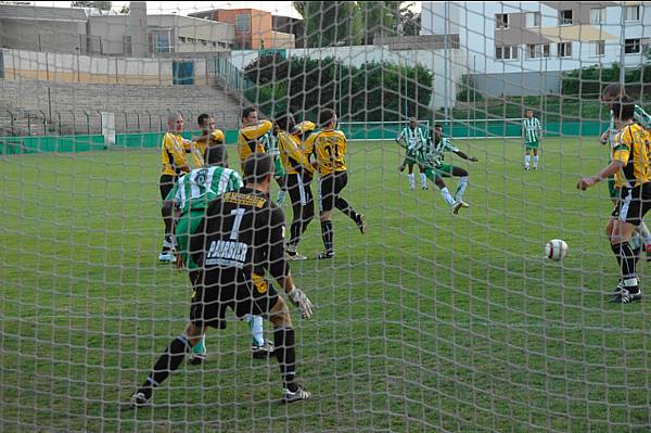 RED STAR FC 93 - PACY-SUR-EURE