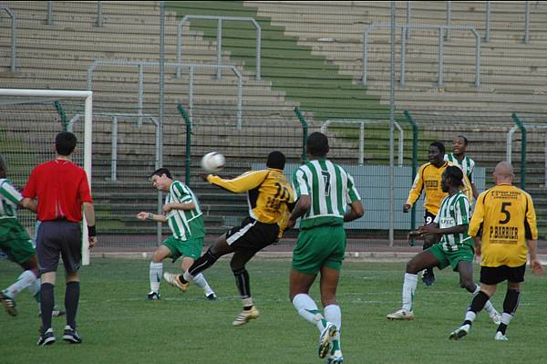 RED STAR FC 93 - PACY-SUR-EURE