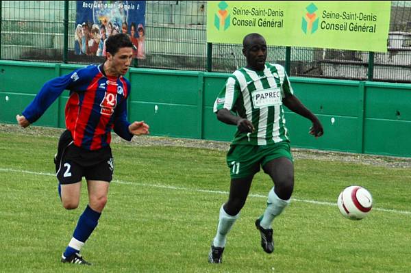 RED STAR FC 93 - CONCARNEAU