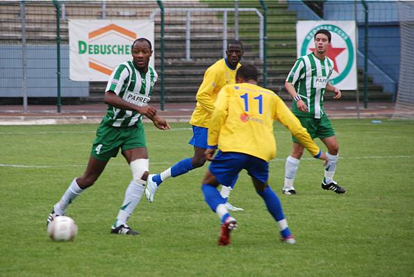 RED STAR FC 93 - POISSY