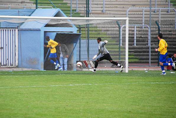 RED STAR FC 93 - POISSY