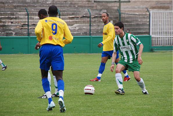 RED STAR FC 93 - POISSY