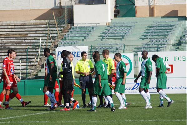 RED STAR FC 93 - MONTCEAU-LES-MINES