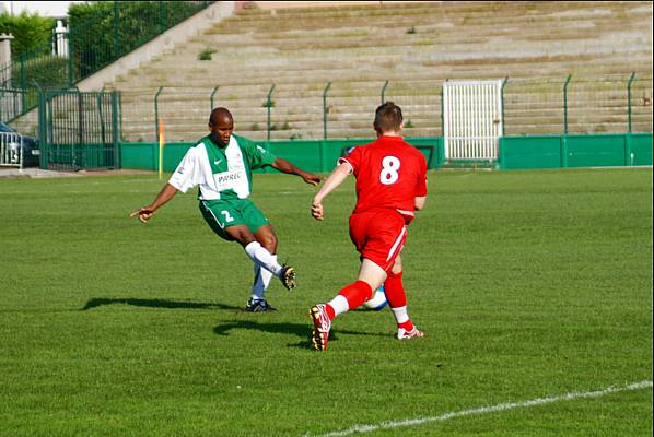 RED STAR FC 93 - MONTCEAU-LES-MINES