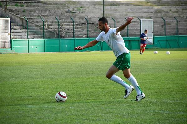 Abdenour Nemir a disput, dimanche, son premier match officiel avec le Red Star
