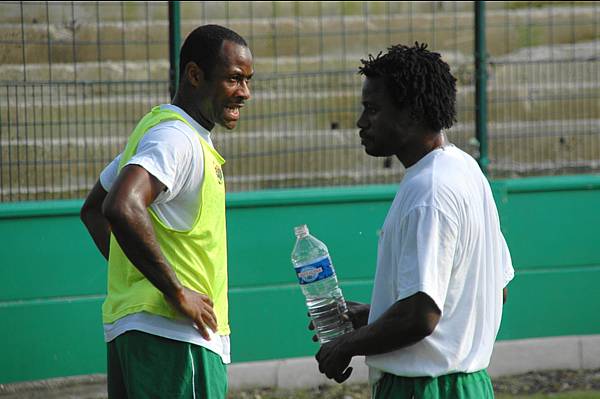 RED STAR FC 93 - MONTCEAU-LES-MINES