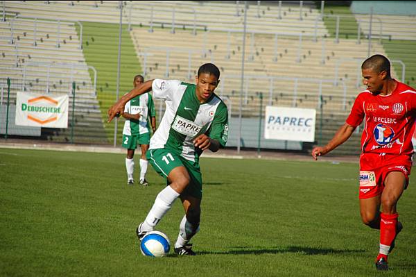 RED STAR FC 93 - MONTCEAU-LES-MINES