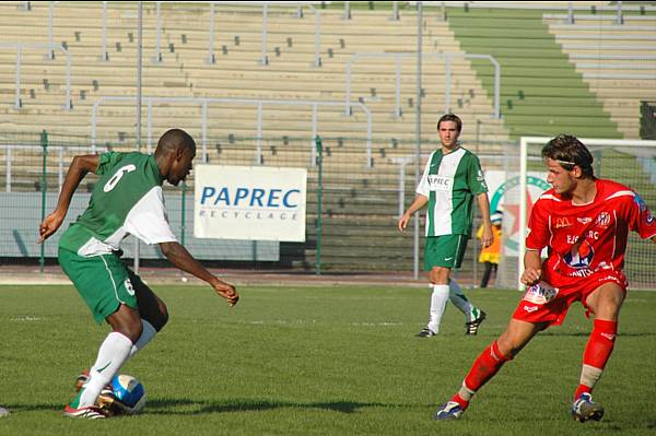 RED STAR FC 93 - MONTCEAU-LES-MINES