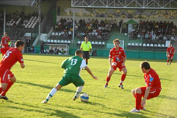 RED STAR FC 93 - MONTCEAU-LES-MINES