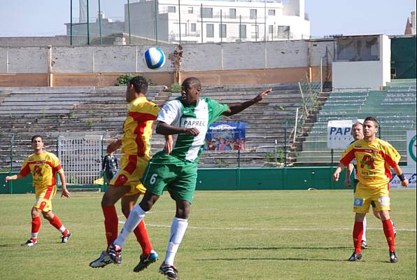 RED STAR FC 93 - SAINT-PRIEST