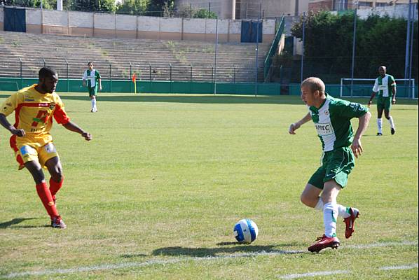 RED STAR FC 93 - SAINT-PRIEST