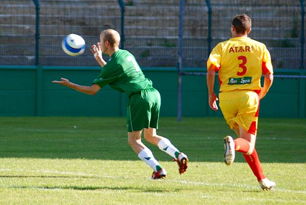 RED STAR FC 93 - SAINT-PRIEST