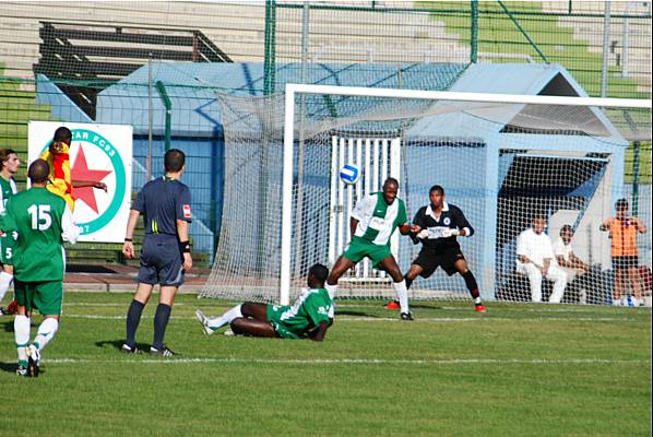 RED STAR FC 93 - SAINT-PRIEST