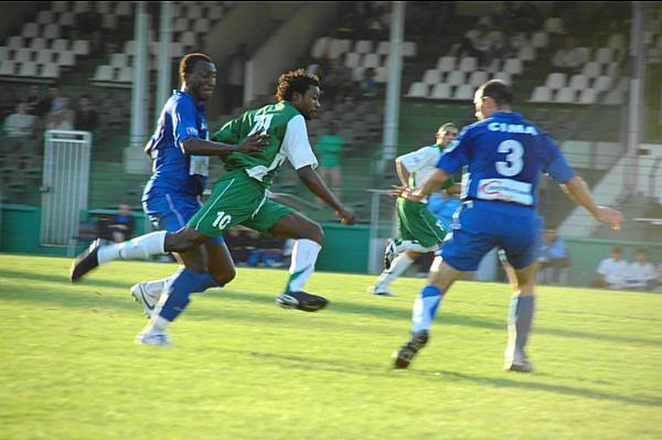 Nol Moukila, auteur dun but, au match aller sera absent,  la fin de la semaine