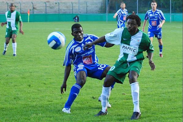 RED STAR FC 93 - VESOUL