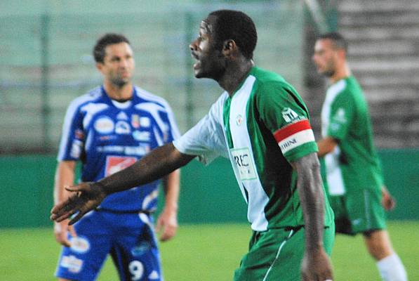 RED STAR FC 93 - VESOUL