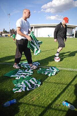 A droite Benot Tosi (ducateur) accompagnera le Red Star ce samedi avec Clyde Fleming 