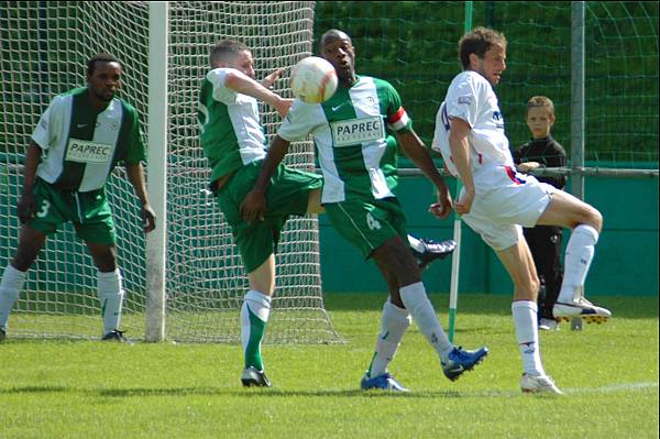 Donna Tokala, Yannick Berthier, Eugne Kangulungu et Patrick Mller, lors du dernier match  Bauer (Red Star  Lyon)