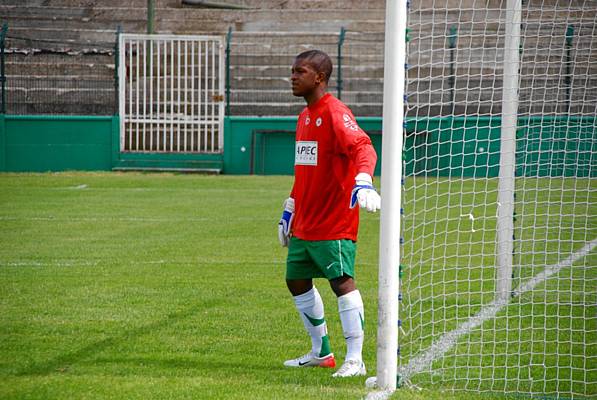 Christophe Haguy termine sa  drle  de saison dans les buts !