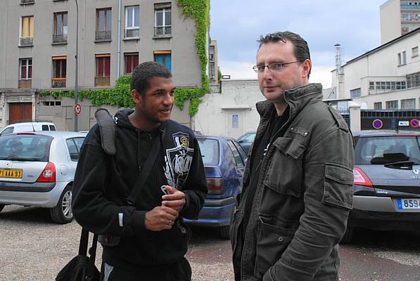 Samedi, Yoann Djidonou en compagnie du journaliste du Parisien, Laurent Pruneta