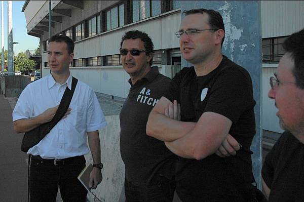 St�phane Corby, Laurent Pruneta, les journalistes du Parisien, en compagnie de Patrice Haddad, � droite, Philippe Le Brech