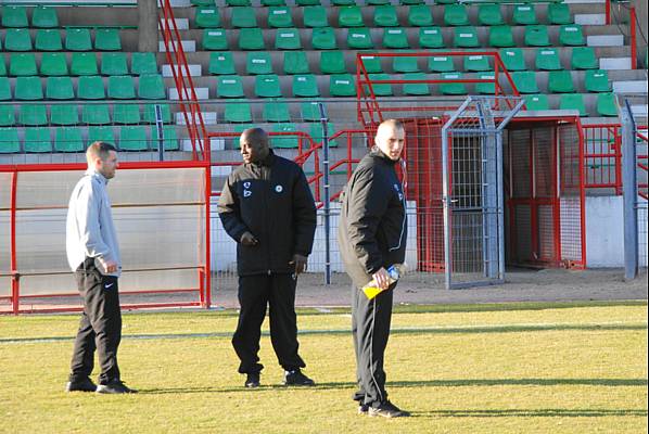 MONTCEAU-LES-MINES - RED STAR FC 93