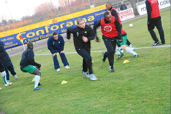 MONTCEAU-LES-MINES - RED STAR FC 93