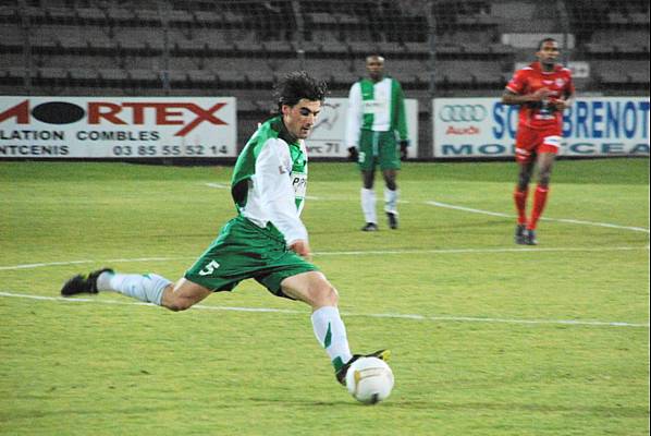 MONTCEAU-LES-MINES - RED STAR FC 93