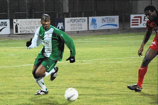 MONTCEAU-LES-MINES - RED STAR FC 93