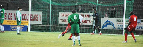 MONTCEAU-LES-MINES - RED STAR FC 93