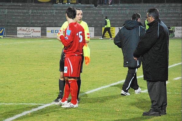 MONTCEAU-LES-MINES - RED STAR FC 93