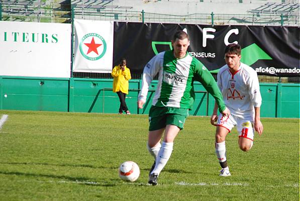 RED STAR FC 93 - NANCY B