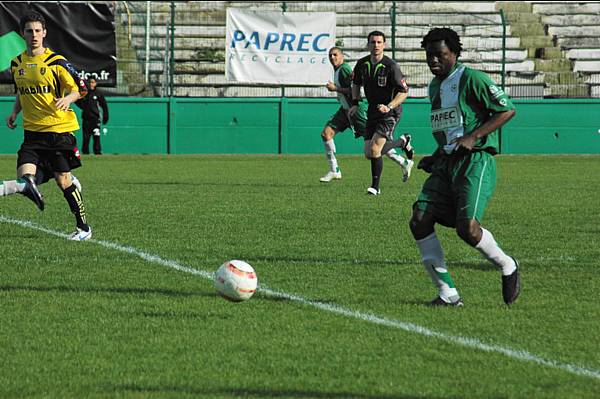 RED STAR FC 93 - SOCHAUX B