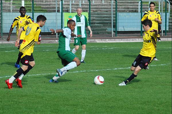 RED STAR FC 93 - SOCHAUX B