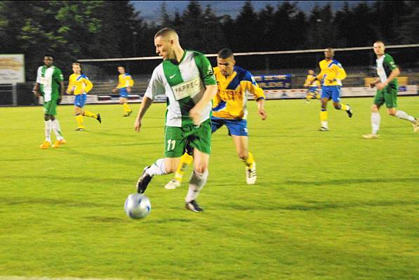 EPINAL - RED STAR FC 93