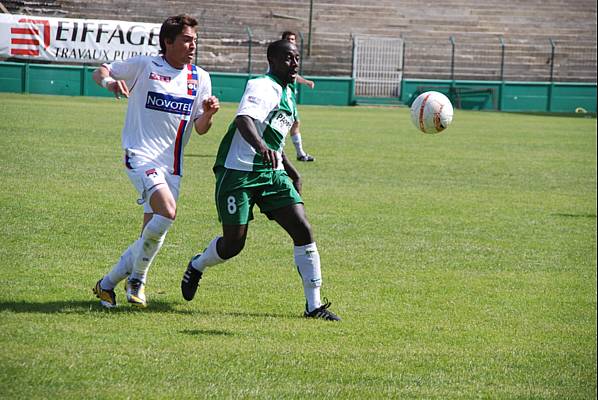 Moussa Ouattara devant Lyon