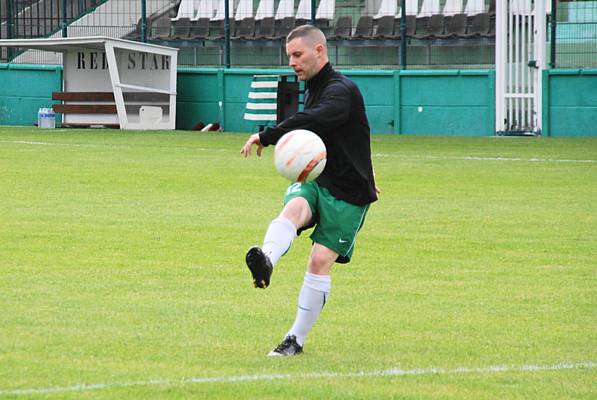 RED STAR FC 93 - JURA SUD FOOT