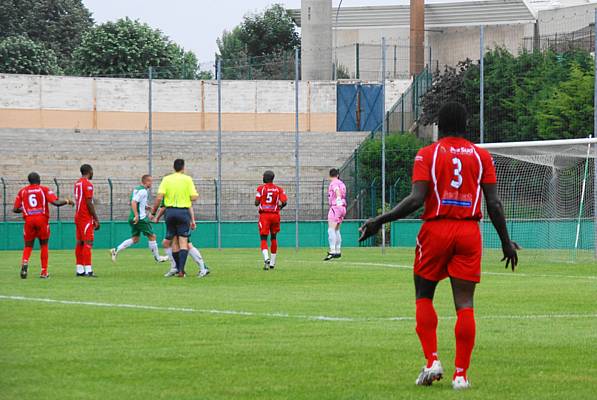 RED STAR FC 93 - JURA SUD FOOT