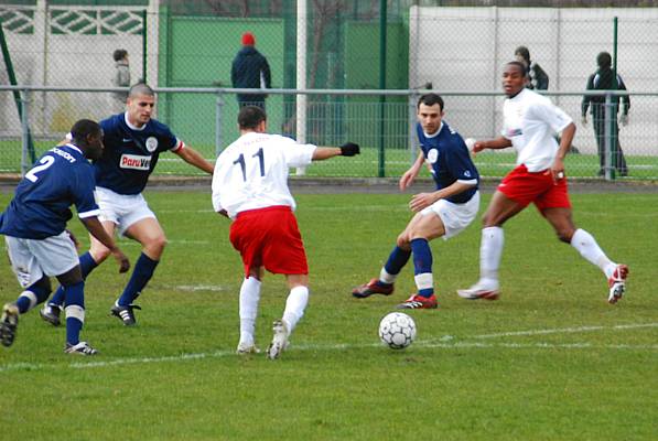 CONFLANS-SAINTE-HONORINE - RED STAR FC 93