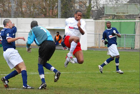 CONFLANS-SAINTE-HONORINE - RED STAR FC 93