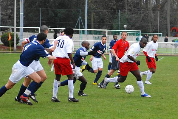 CONFLANS-SAINTE-HONORINE - RED STAR FC 93