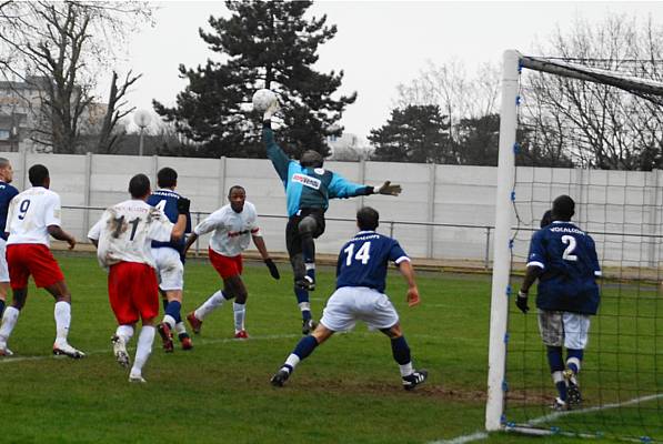 CONFLANS-SAINTE-HONORINE - RED STAR FC 93