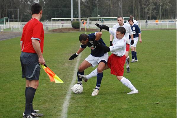 CONFLANS-SAINTE-HONORINE - RED STAR FC 93