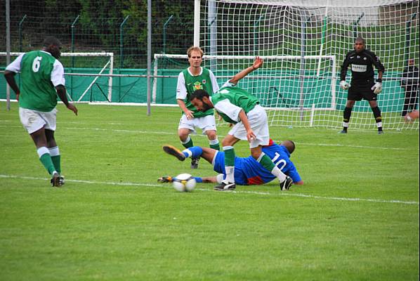 RED STAR FC 93 - CAEN B