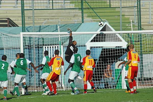 RED STAR FC 93 - ORLEANS